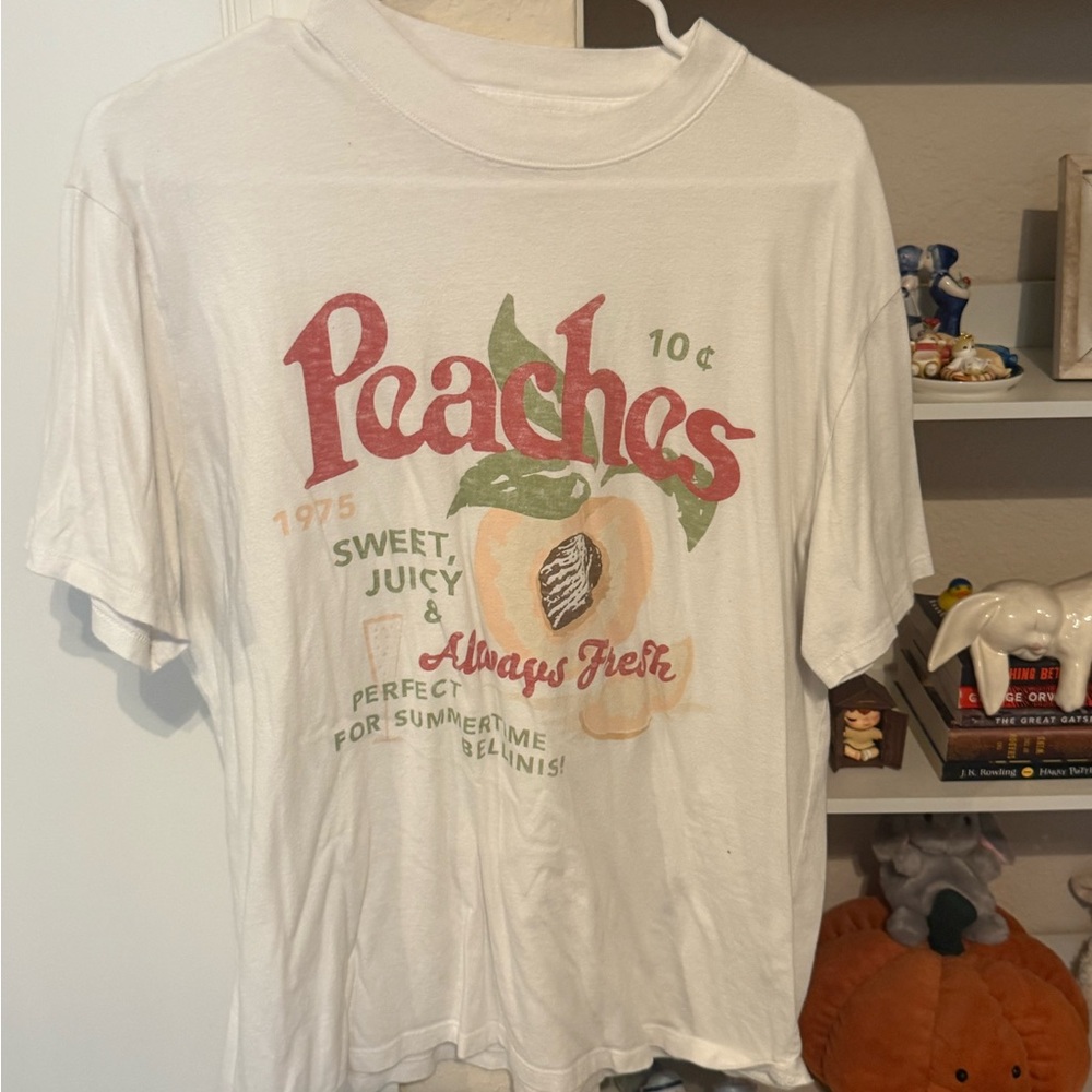 Abercrombie & Fitch peaches shirt